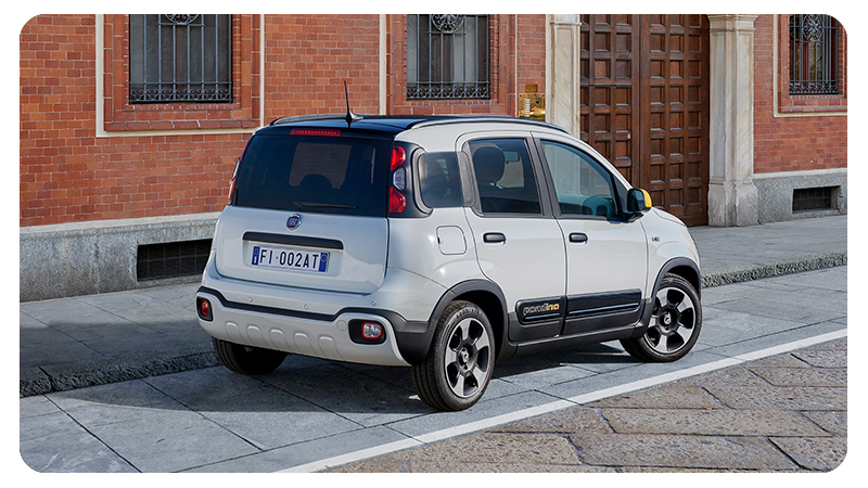 Fiat Panda Hybrid operational lease